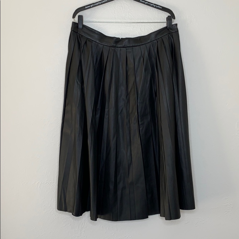 Black pleather pleated midi skirt NWT 16w Hal